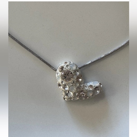 Swarovski Crystal Puffy Heart Necklace Silver Tone Rhodium Swan Logo Beautiful - Picture 1 of 5